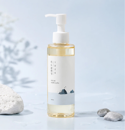 1025 Dokdo Cleansing Oil